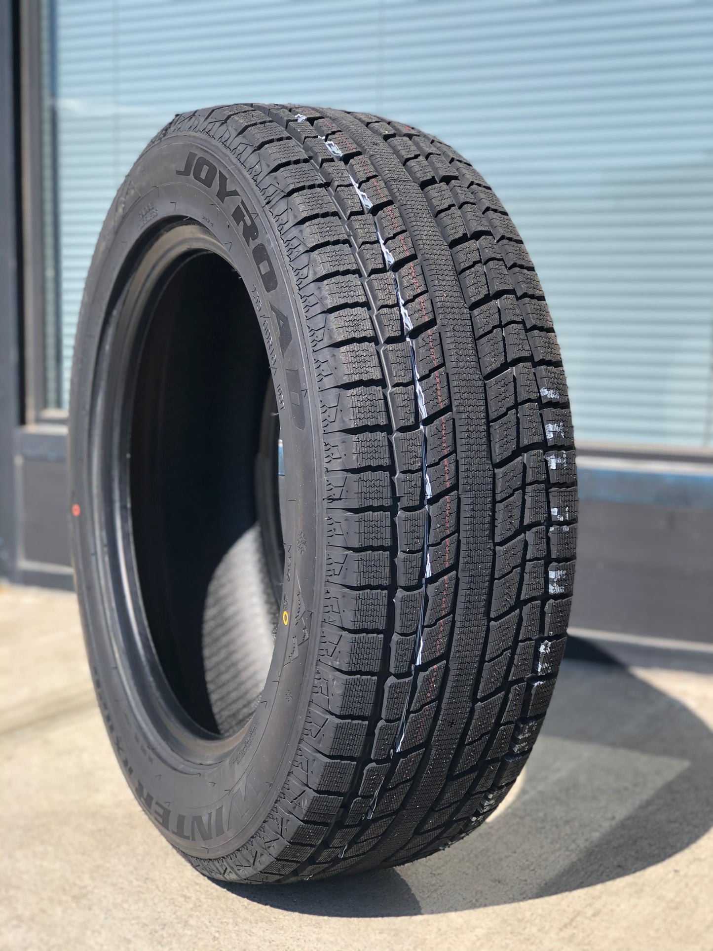 P 225/60R17 RX826 / Winter 626 - KORS TIRE