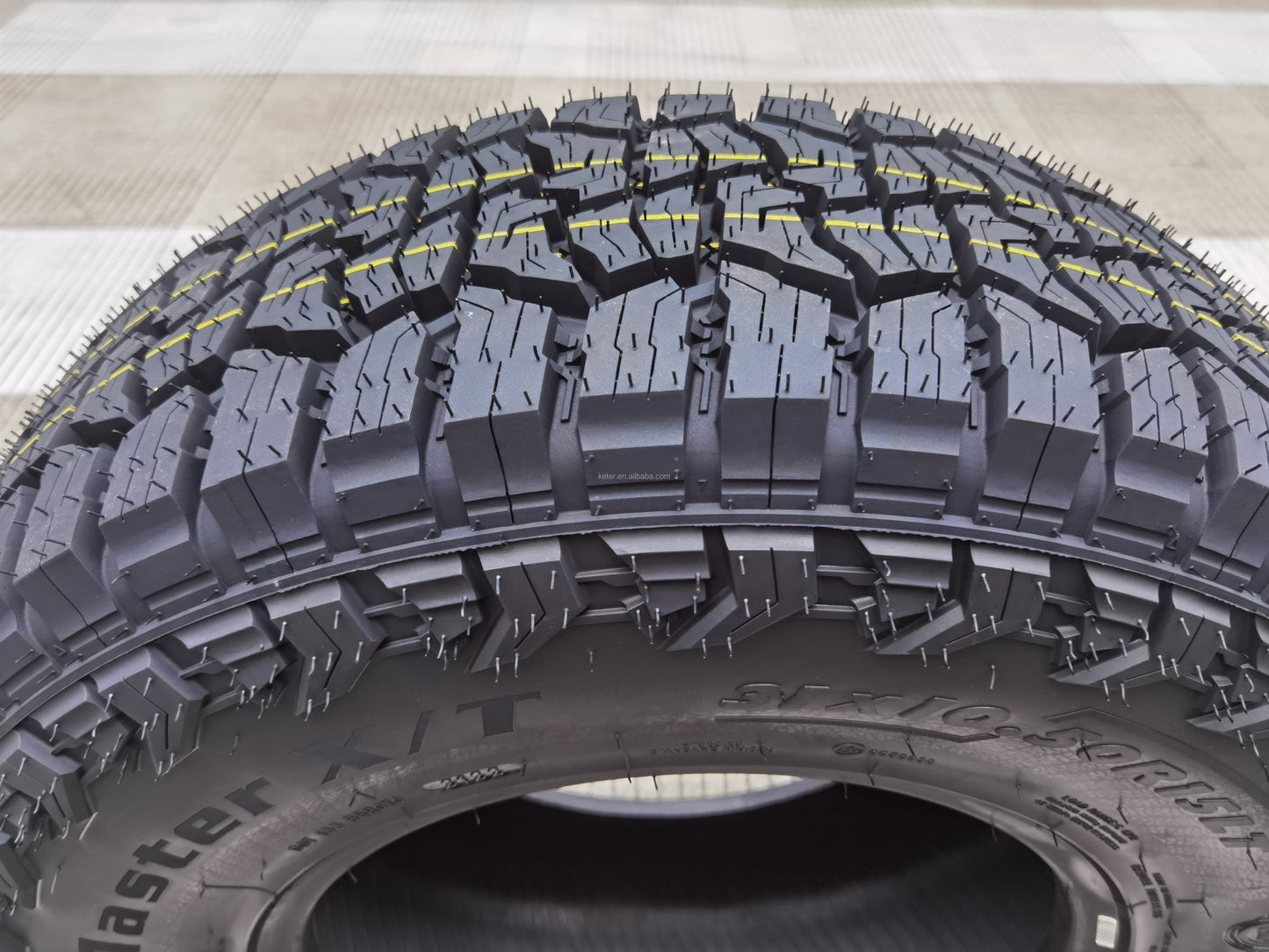 P 245/70R16  Rough Master XT 113 T - KORS TIRE