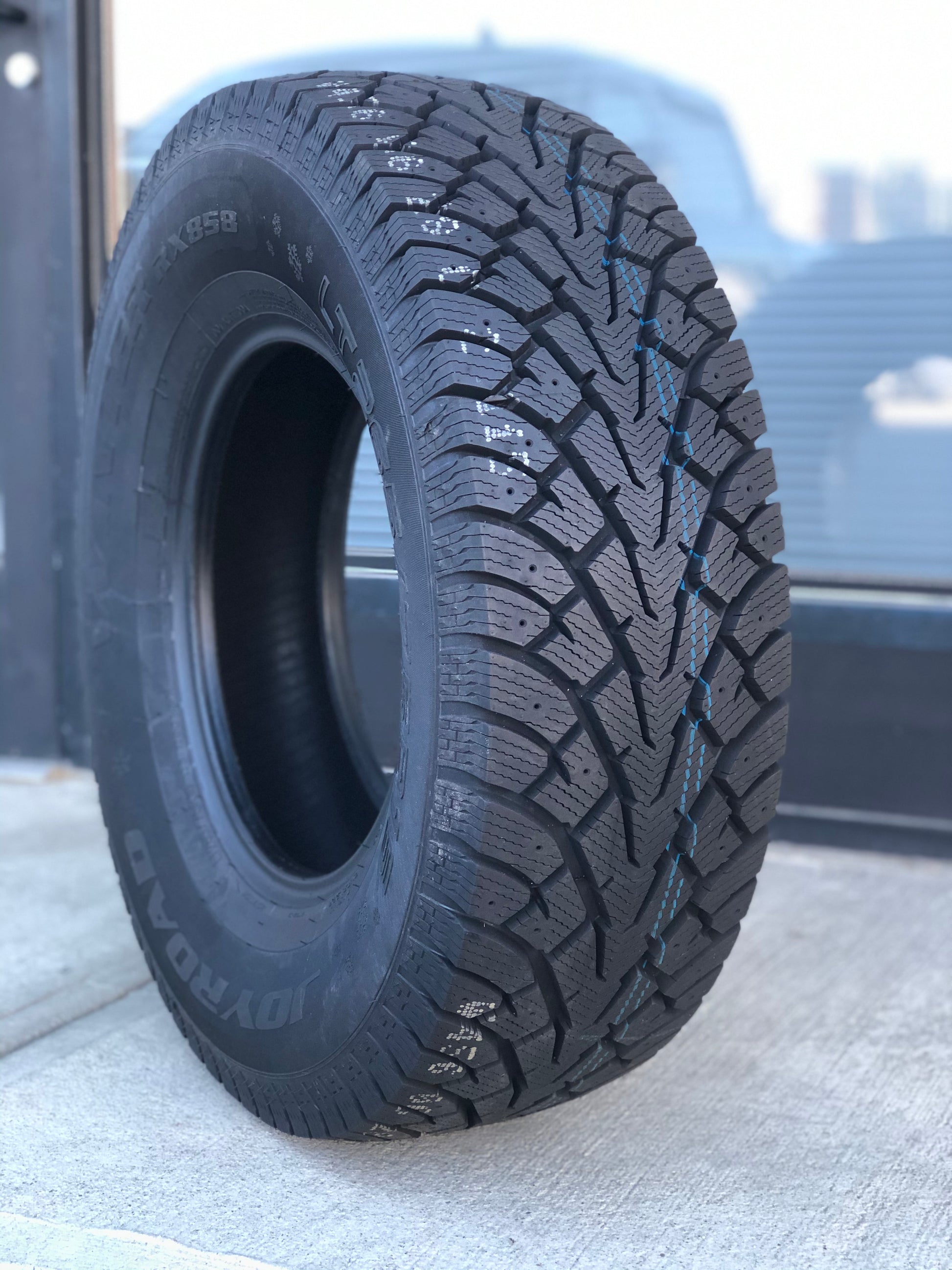 LT 265/75R16 WINTER RX 858 - KORS TIRE